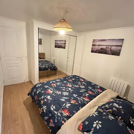 Appartement Dans Petite Residence Tres Calme Drancy Exterior photo