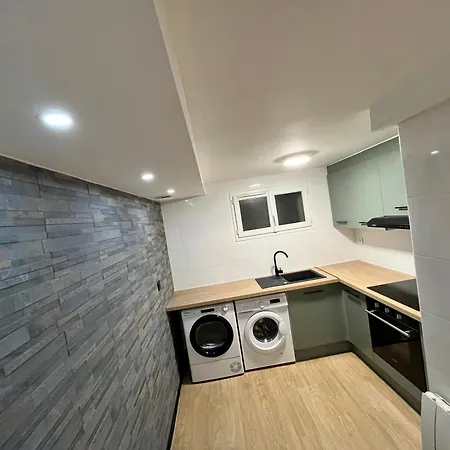 Appartement Dans Petite Residence Tres Calme Drancy Exterior photo